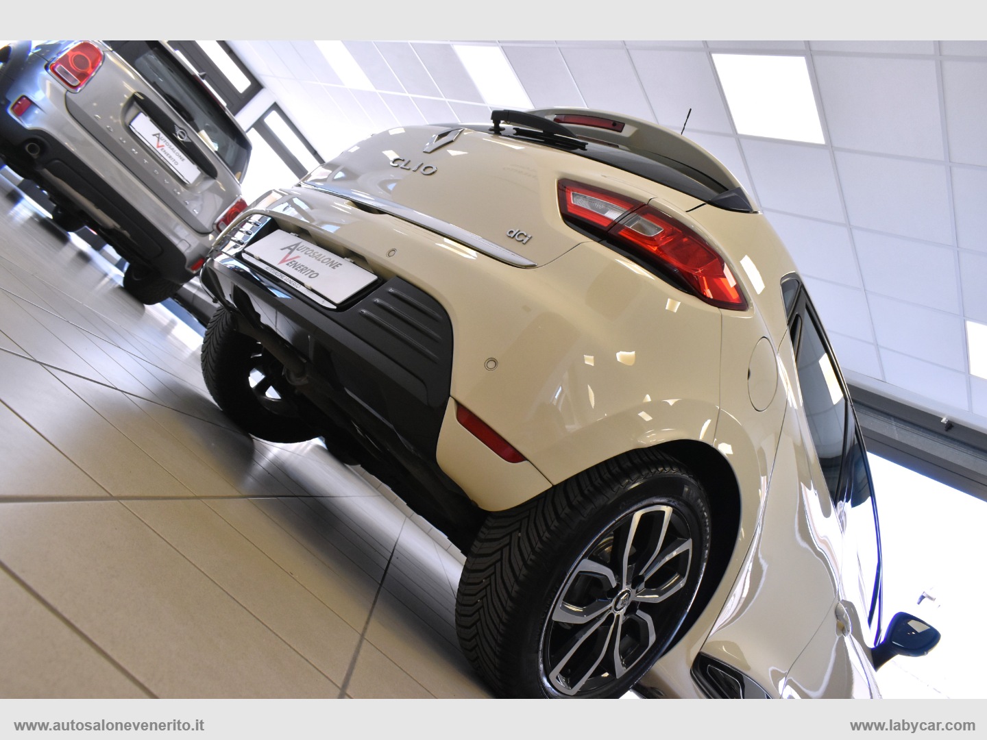 Clio dCi 8V 75 CV S&S 5p. Energy Intens - immagine 10