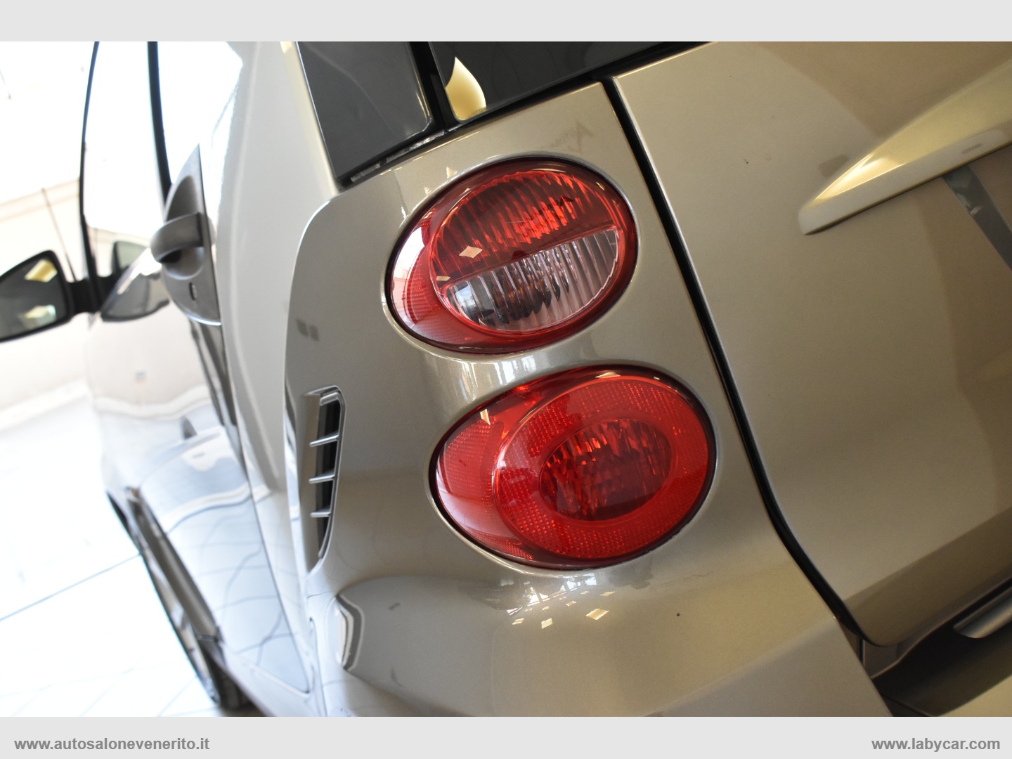 fortwo 1000 52 kW MHD coupé passion - immagine 10