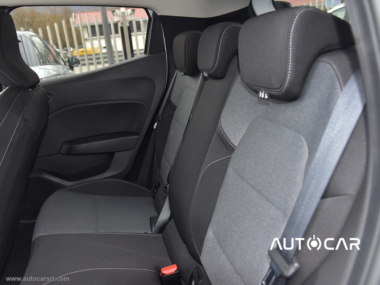 Colt 1.0L turbo 90 CV Invite - immagine 10