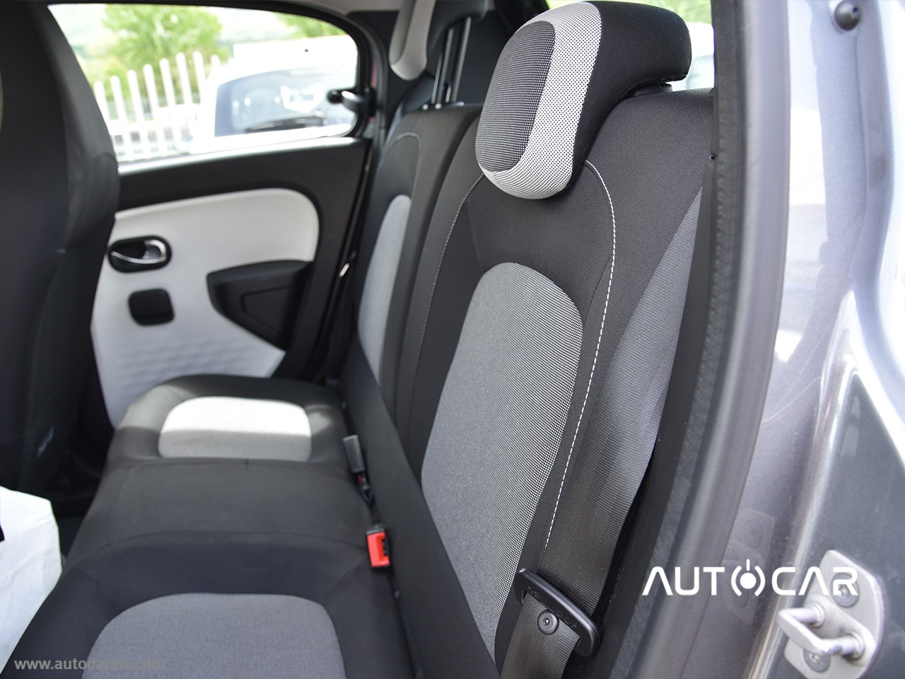 Twingo TCe 90 CV S&S Lovely - immagine 10