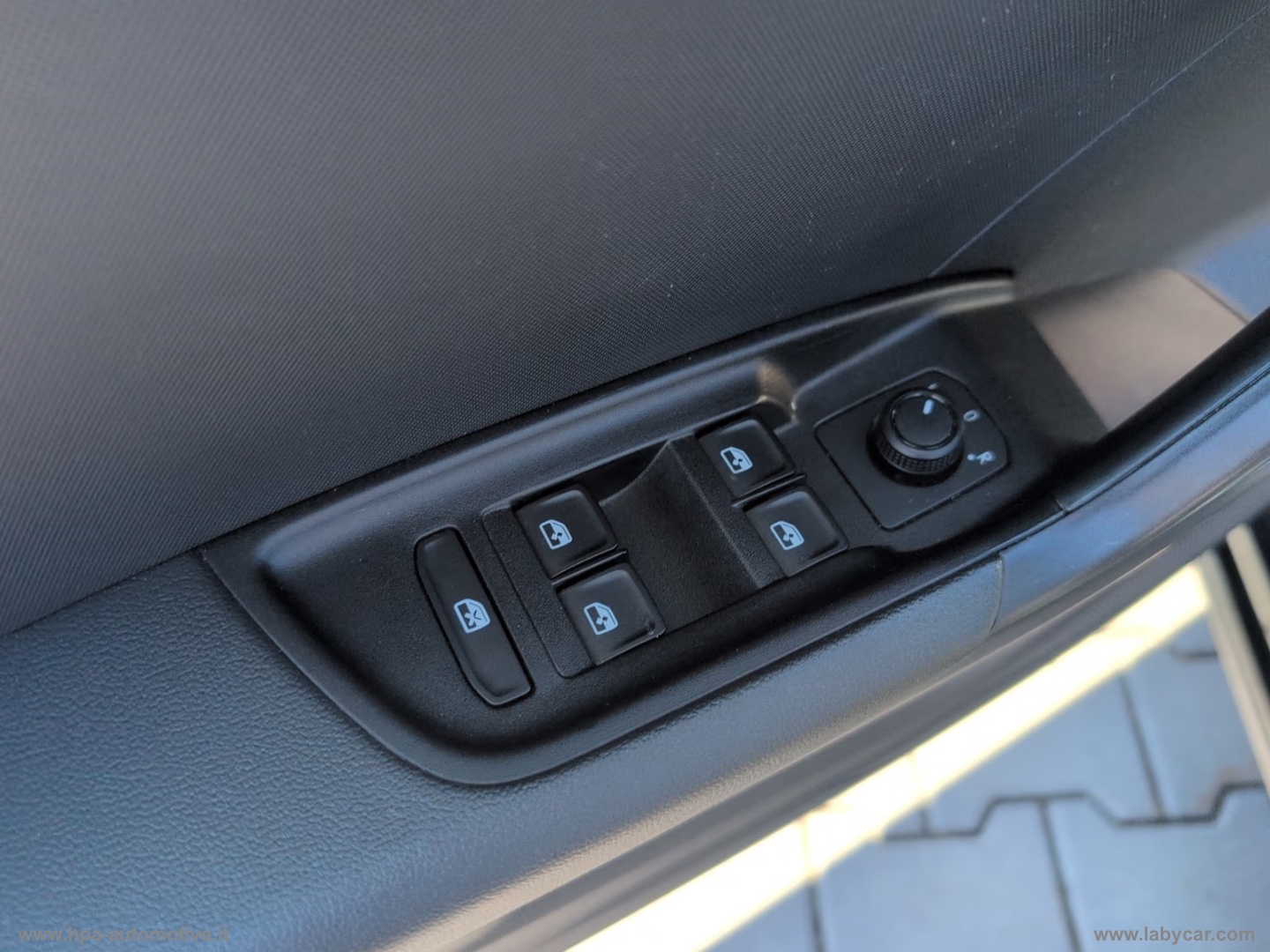 A1 SPORTBACK 116CV TFSI S-line FULL LED KEYLESS - immagine 10