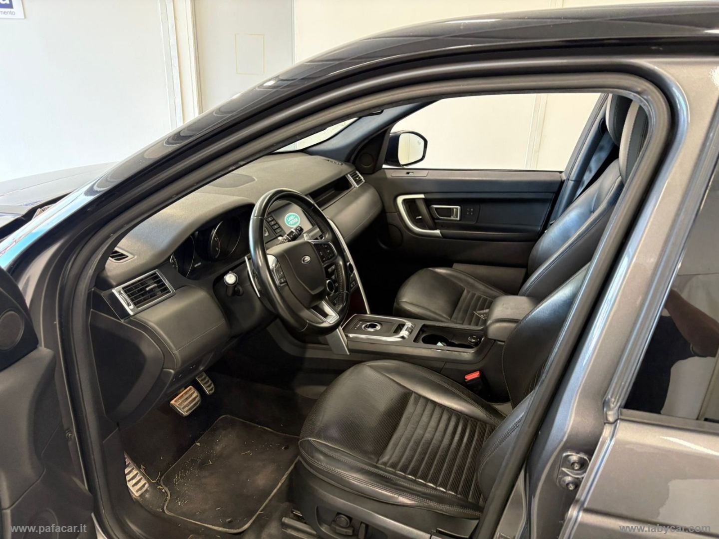 Discovery Sport 2.0 TD4 180CV HSE Luxury - immagine 10