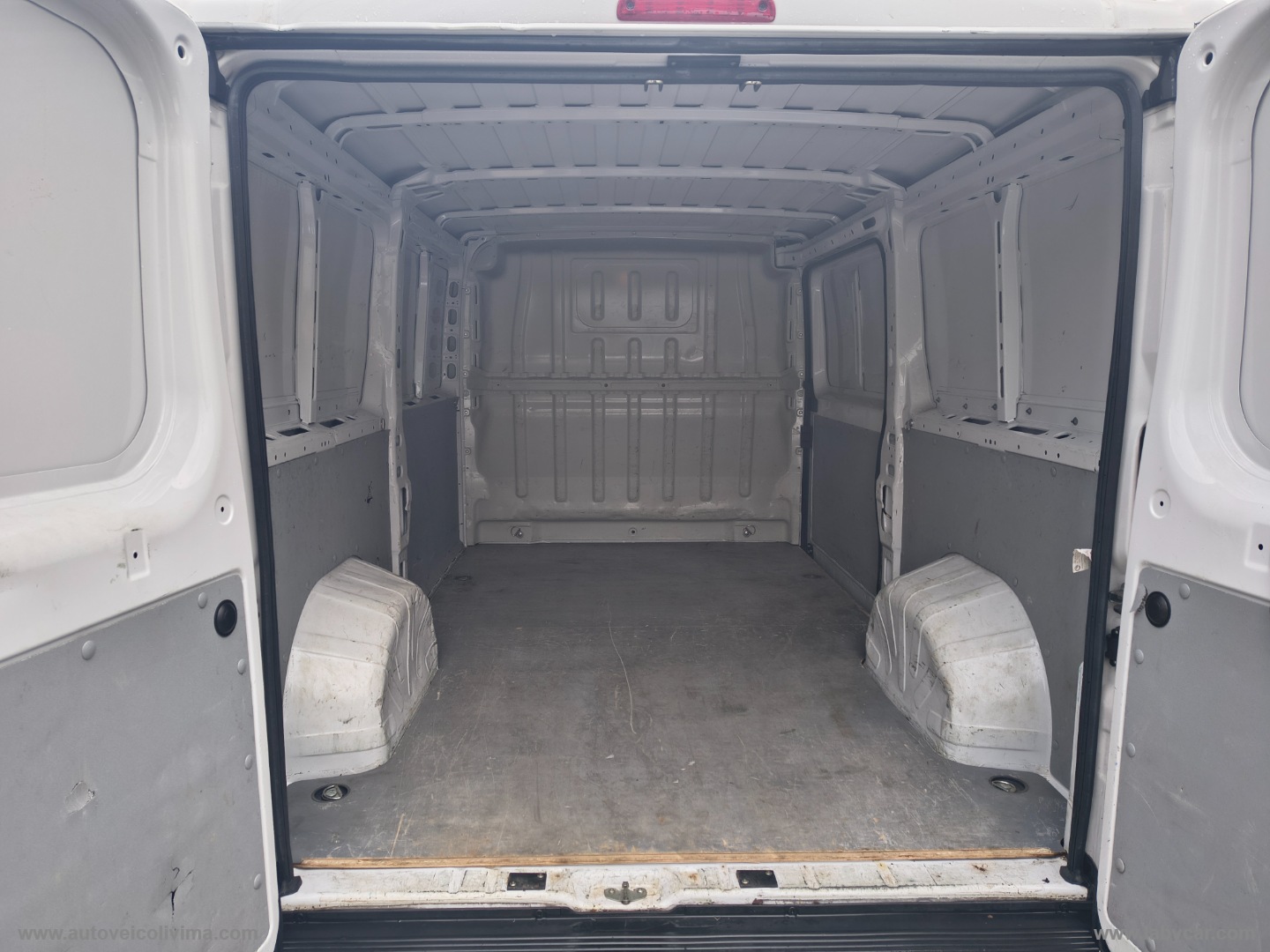 Ducato 33 2.2Mjt 140 PM-TN Easy Pro Fur. - immagine 10