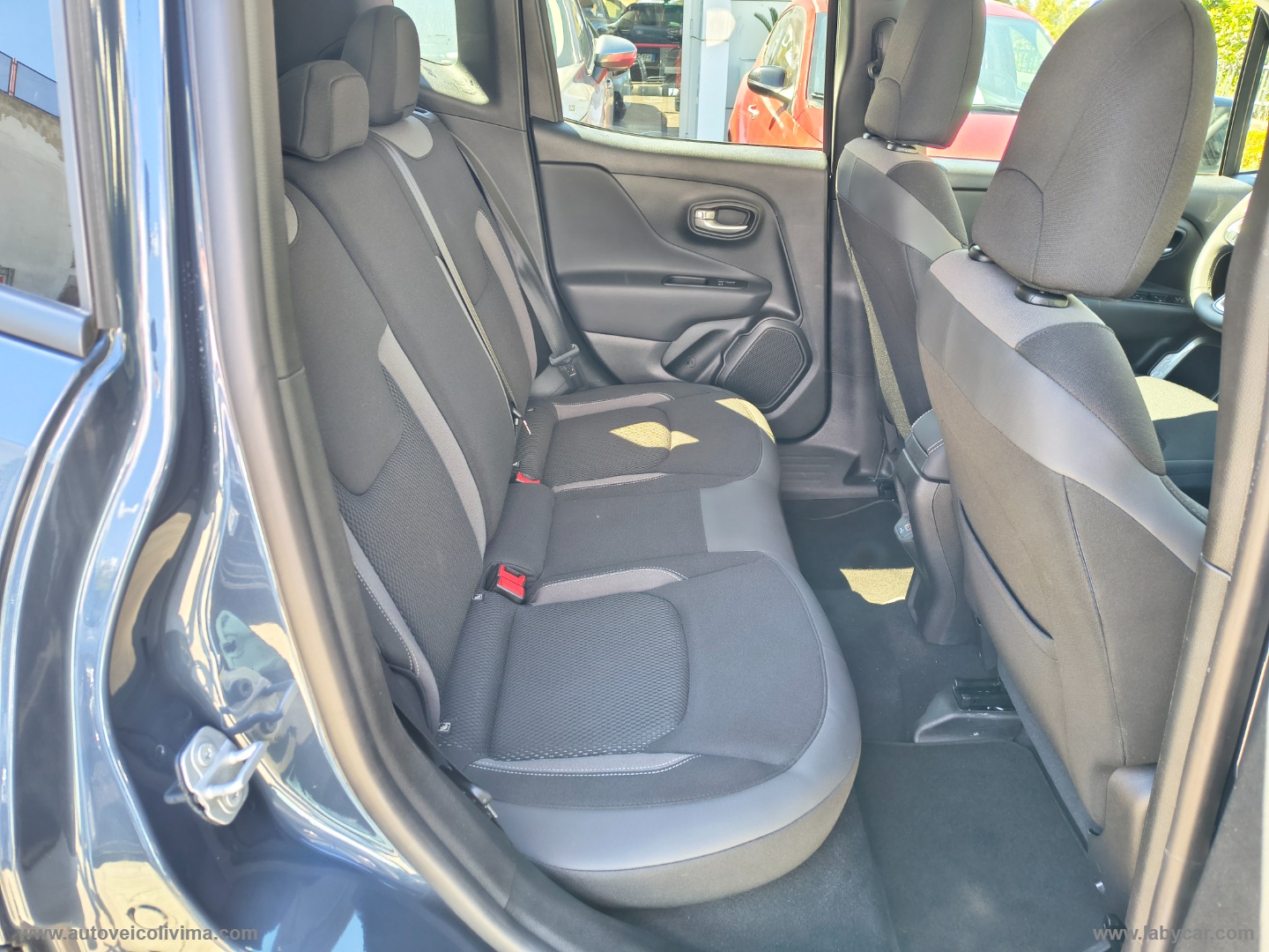 Renegade 1.6 Mjt 130CV Limited - immagine 10