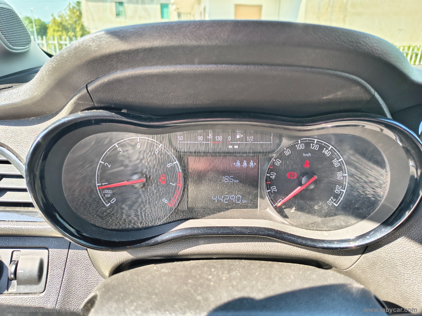 Karl Rocks 1.0 73 CV - immagine 10