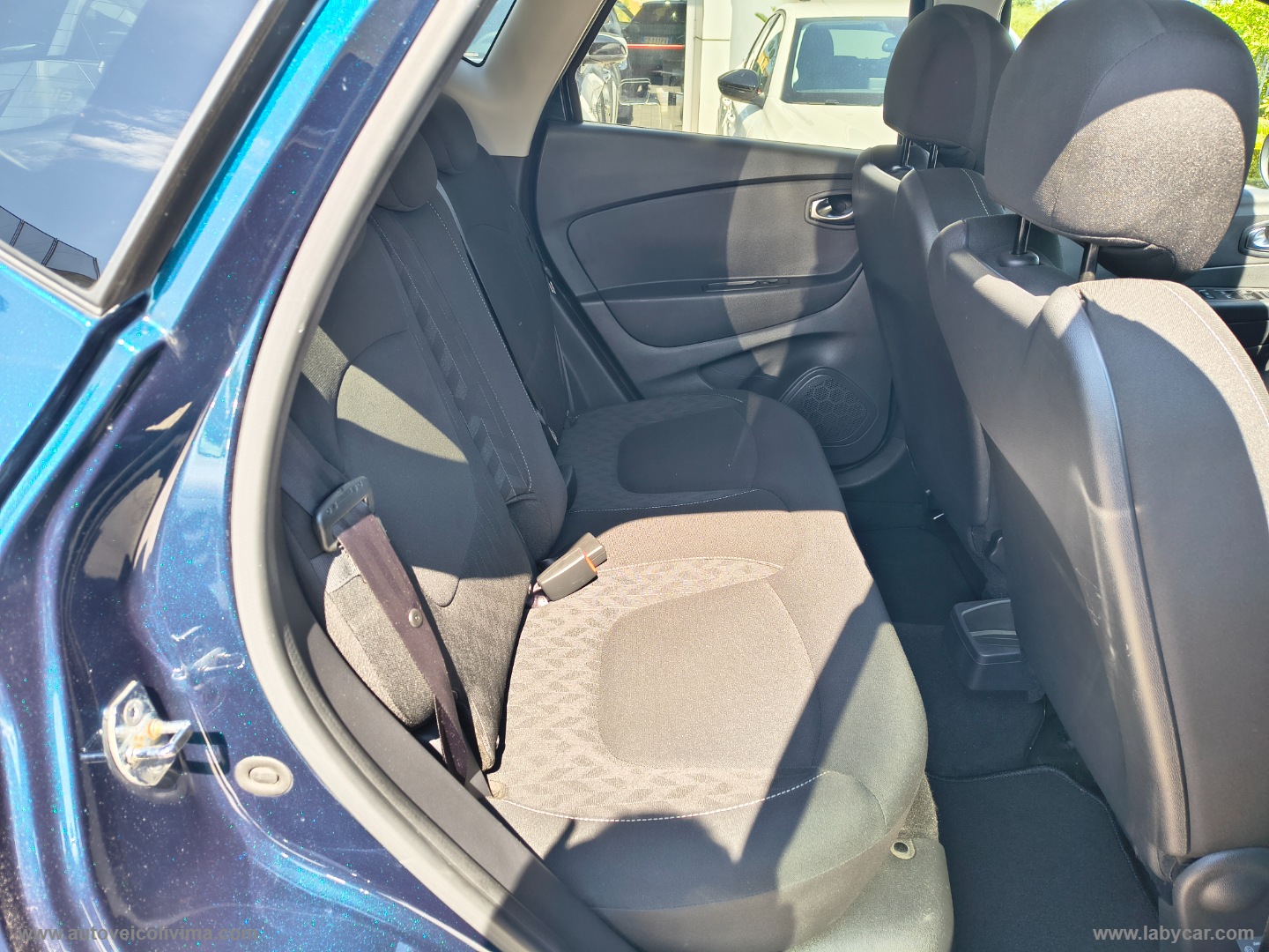 Captur TCe 12V 90 CV Business - immagine 10