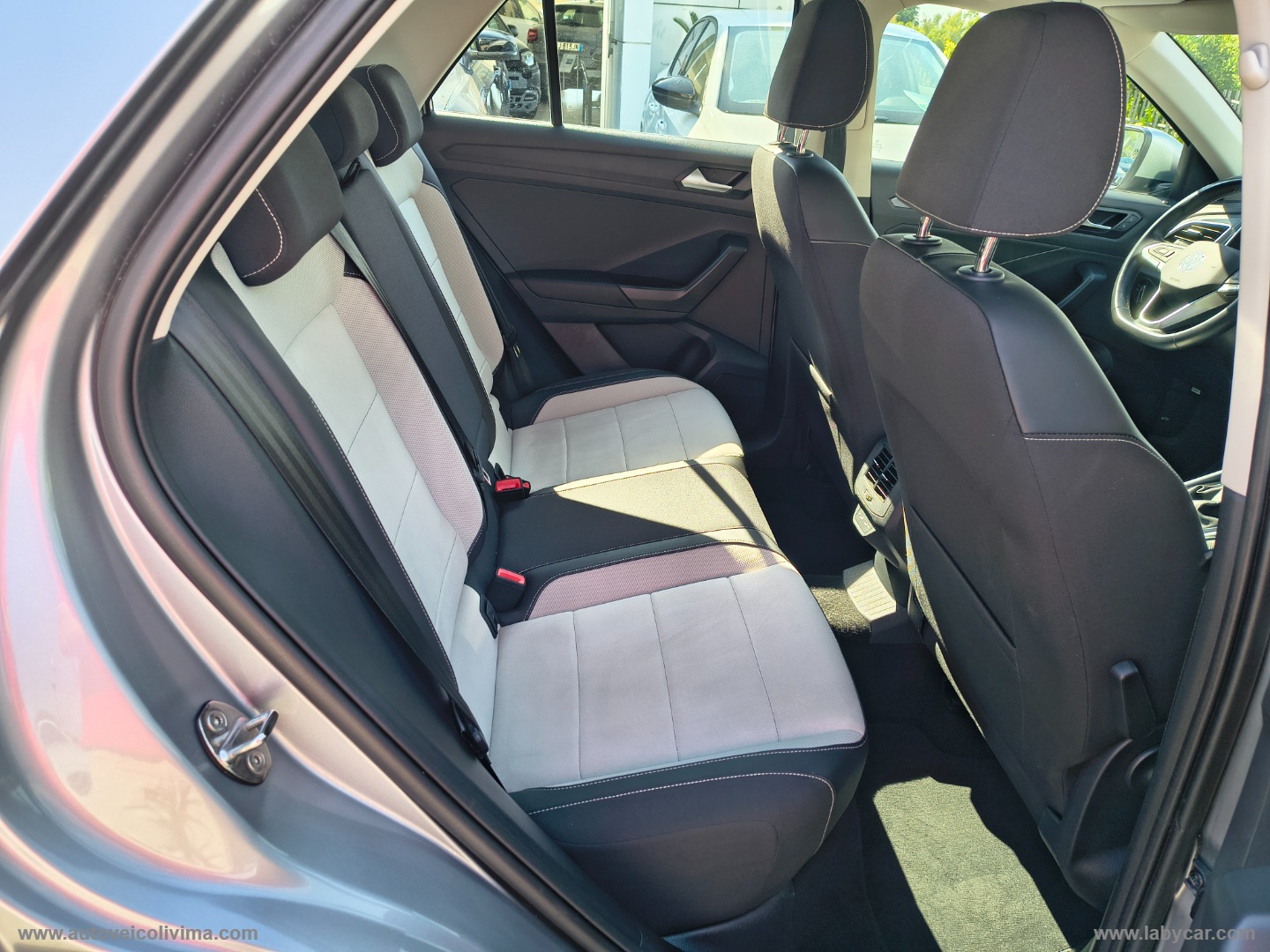T-Roc 2.0 TDI SCR 150 CV DSG Style - immagine 10