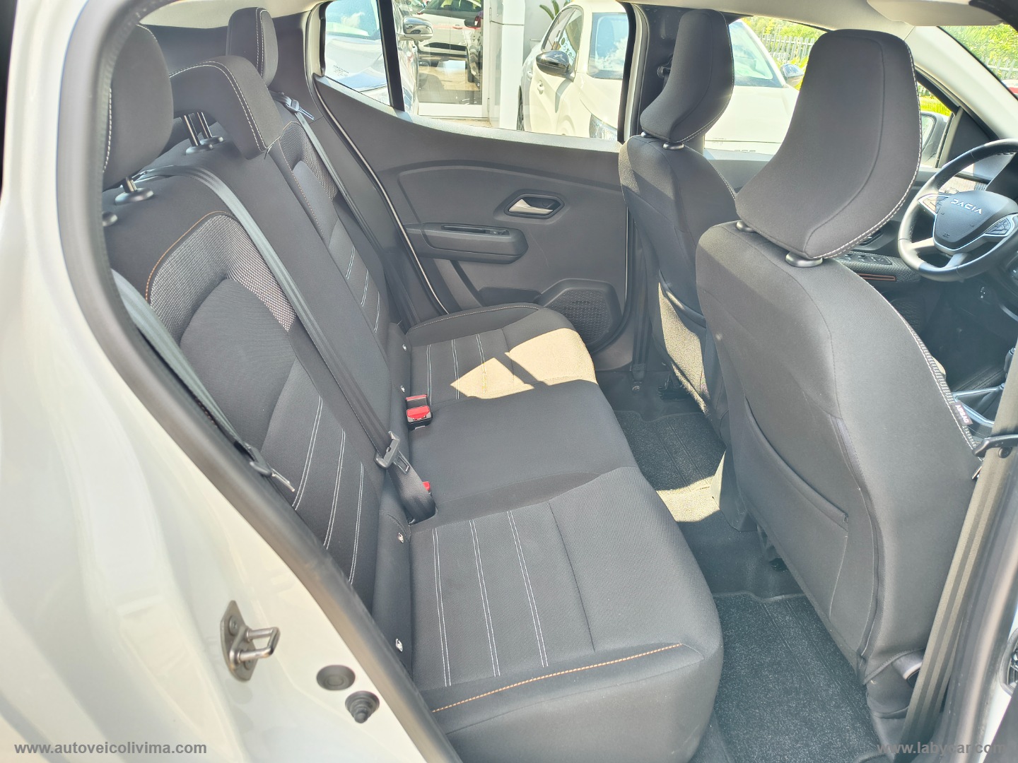 Sandero Stepway 1.0 TCe ECO-G Expression - immagine 10