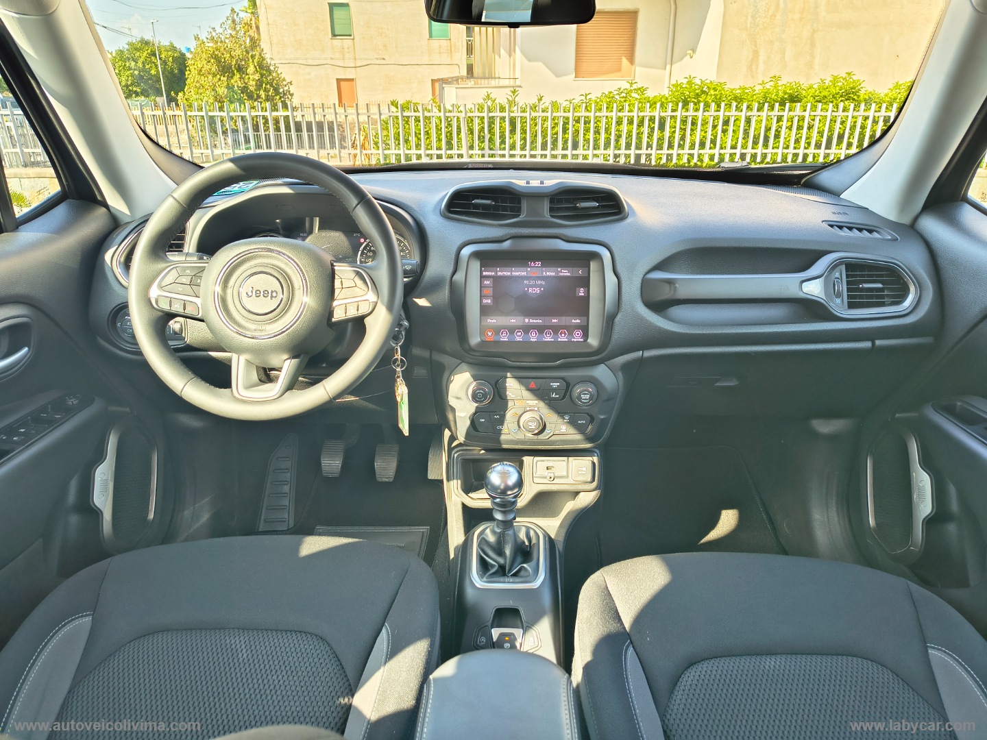 Renegade 1.6 Mjt 130CV Limited - immagine 10