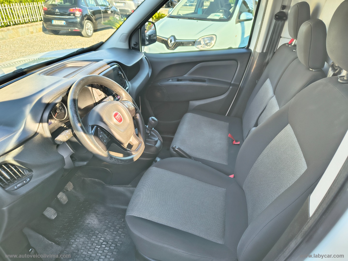 Doblò 1.6 MJT 105CV PC-TN Cargo Lounge 3 POSTI - immagine 10