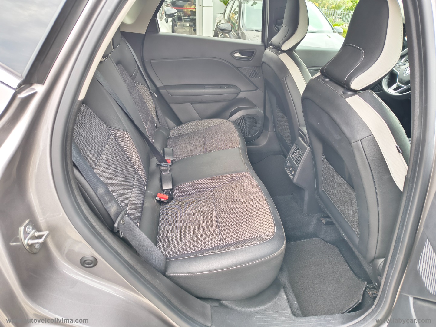 Captur TCe 100 CV GPL Techno - immagine 10