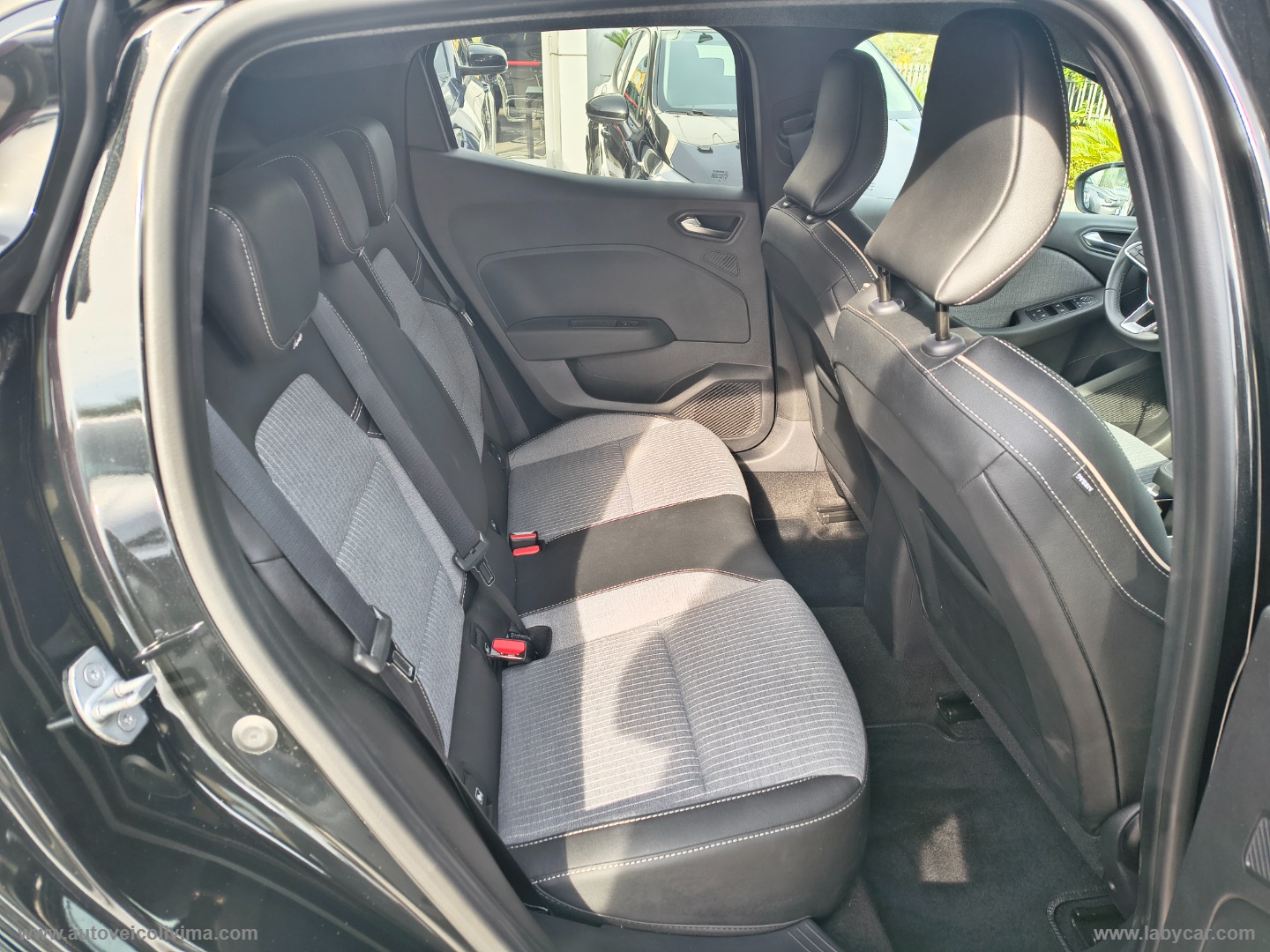 Clio ECO-G 100 CV Techno - immagine 10