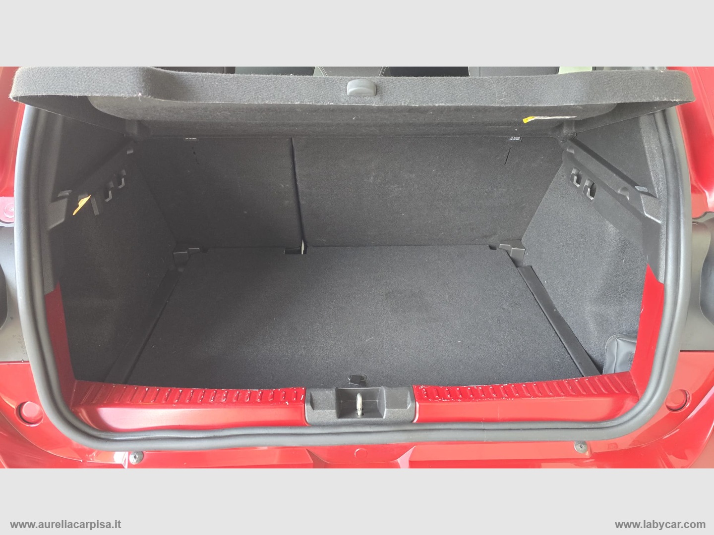 Sandero Step.1.0 TCe ECO-G Comfort SL DP - immagine 10