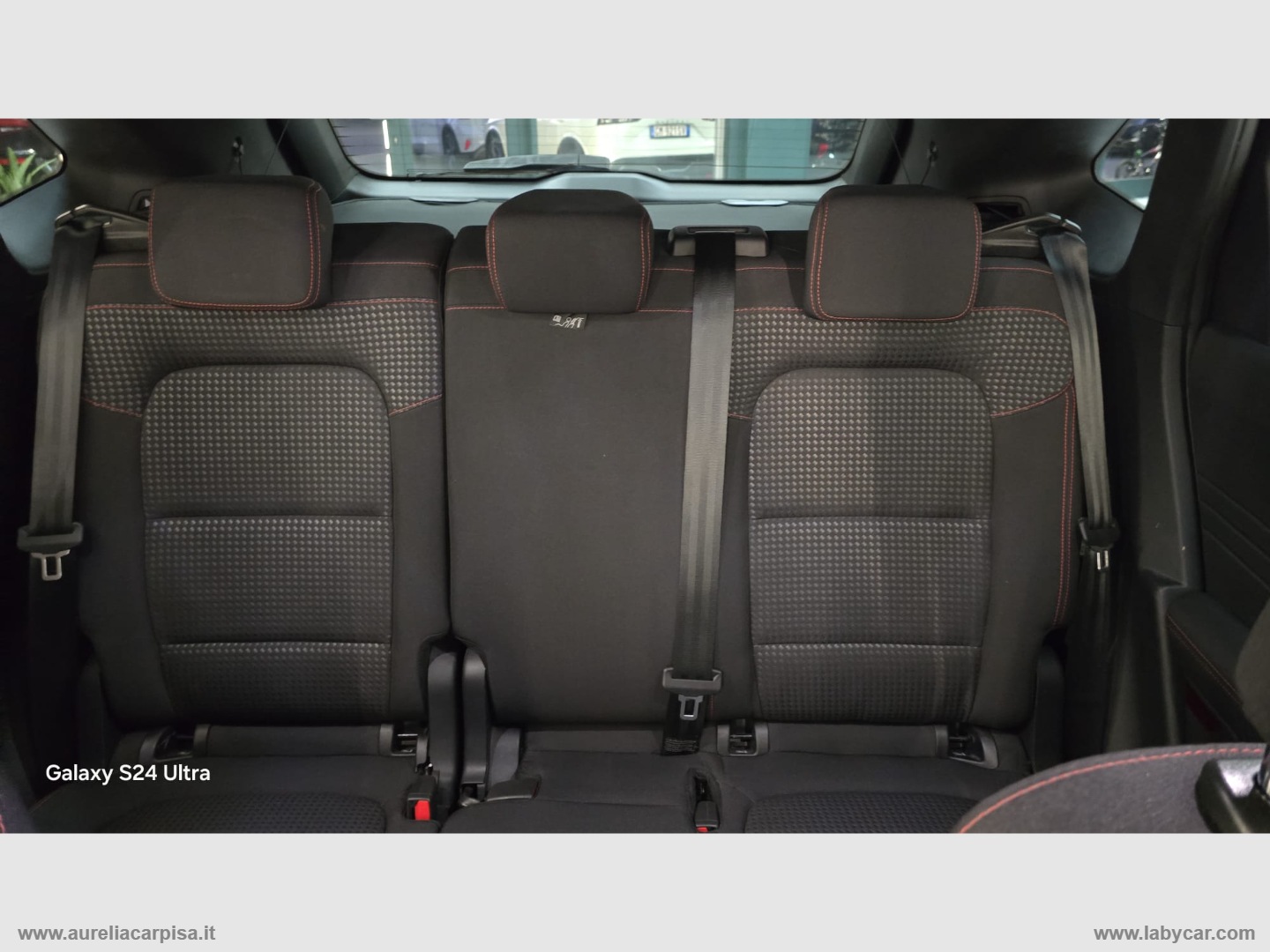 Kuga 1.5 EcoBlue 120 CV aut. 2WD ST-Line - immagine 10