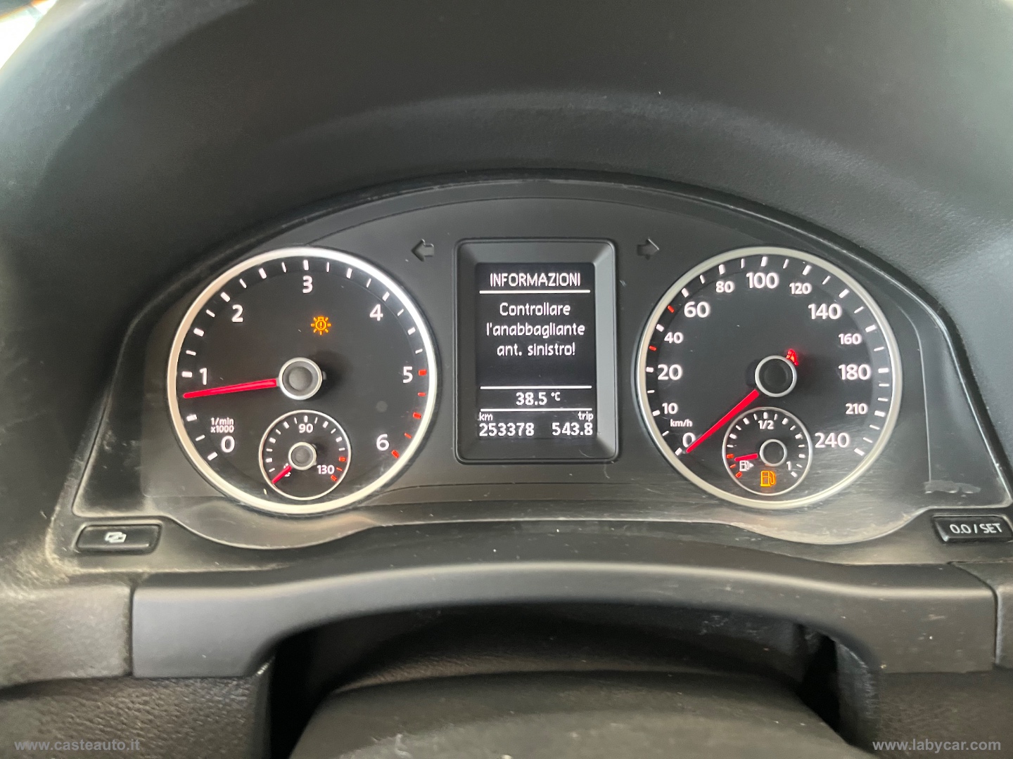 Tiguan 2.0 TDI DPF 4MOT. tip Track&Field - immagine 10