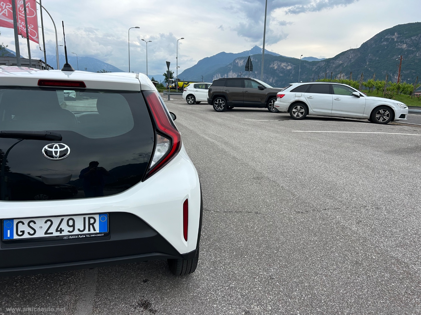 Aygo X 1.0 VVT-i 72 CV 5p. Active - immagine 10