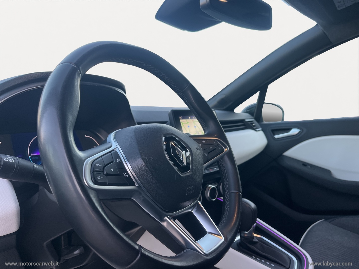 Clio Full Hybrid E-Tech 145 CV Techno - immagine 10