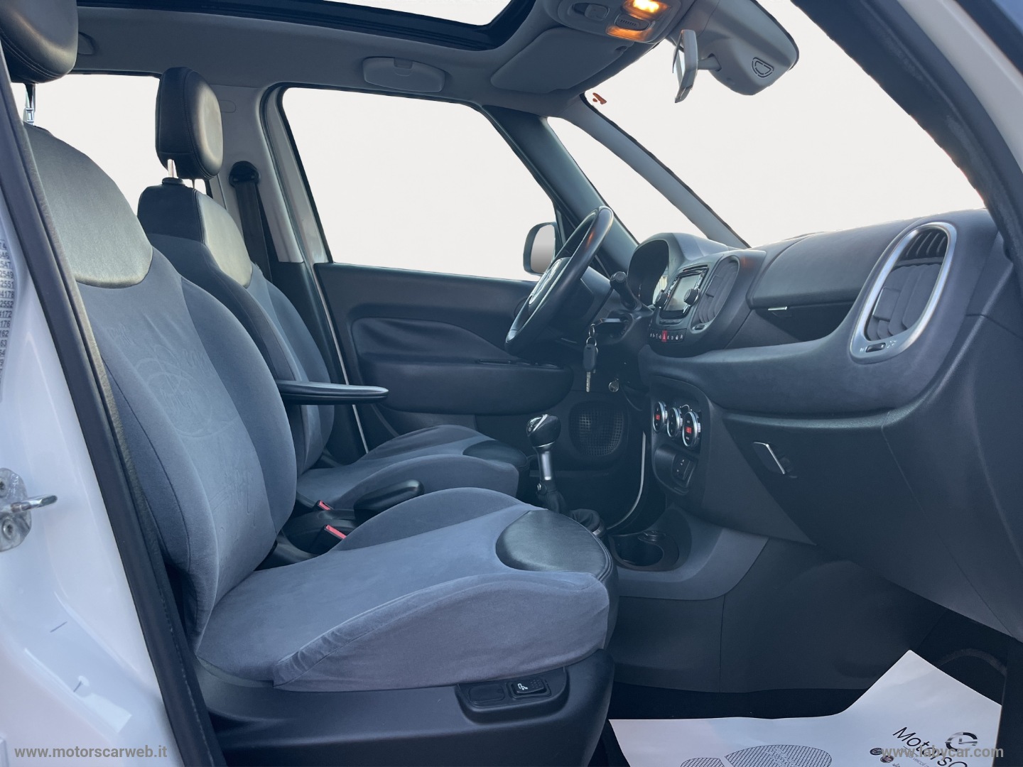500L 1.3 MJT 85 CV Lounge TETTO APRIBILE - immagine 10