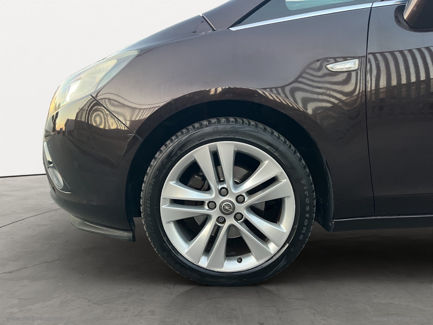 Zafira Tourer 2.0 CDTi 130 CV Cosmo 7 POSTI - immagine 10