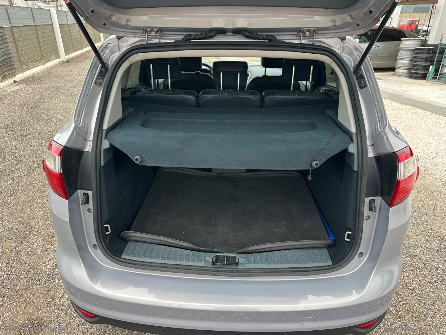 C-Max 1.6 TDCi 115 CV Plus - immagine 10