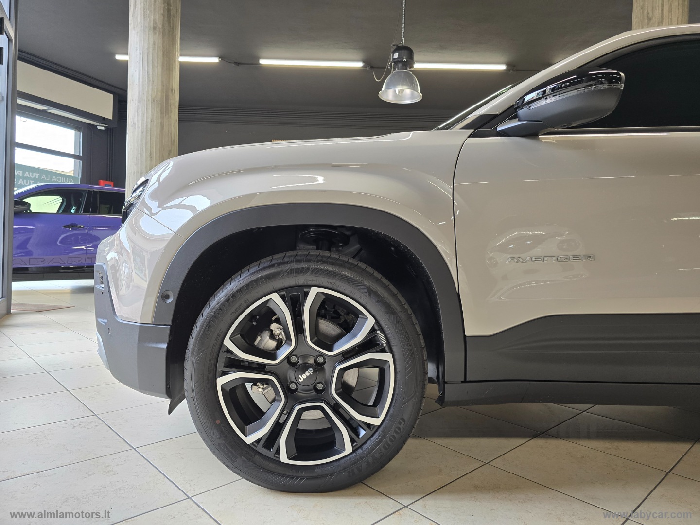 Avenger 1.2 Turbo MHEV Summit - immagine 10
