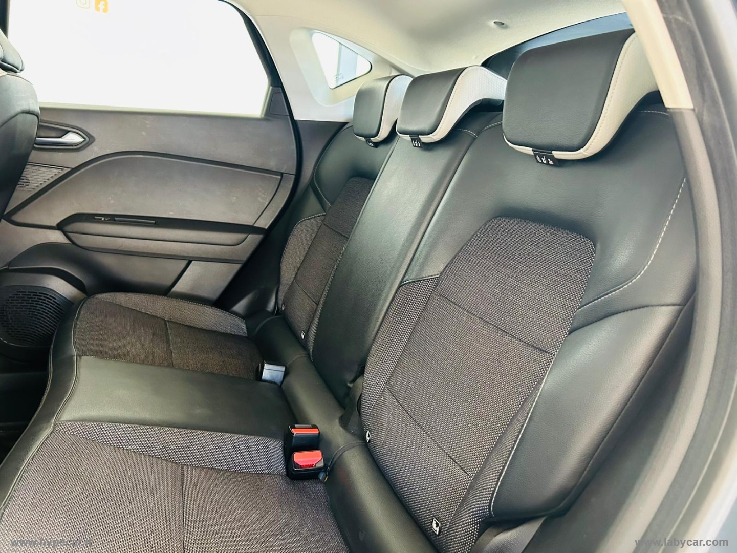 Captur TCe 12V 100 CV GPL FAP Intens - immagine 10