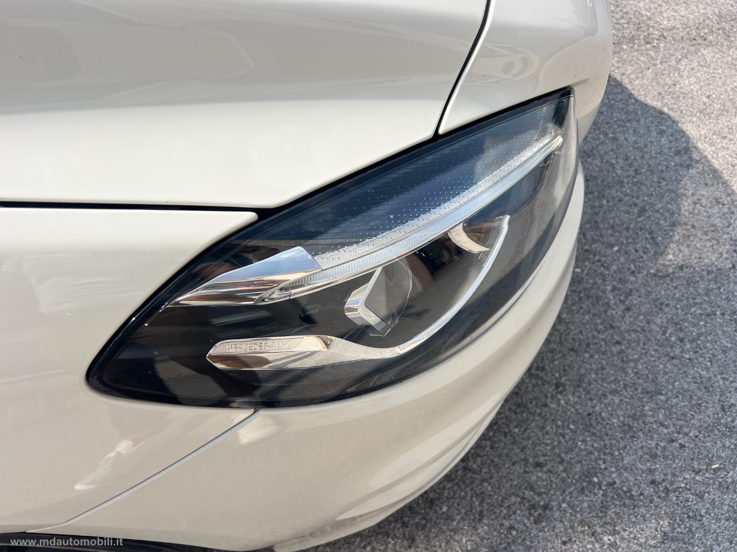 B 180 d Automatic Premium TETTO PACK AMG - immagine 10