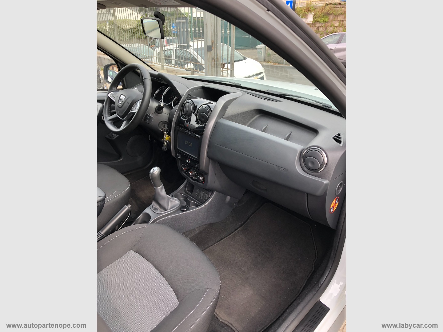 Duster 1.6 115CV S&S 4x2 GPL SL Bl.Shad. - immagine 10