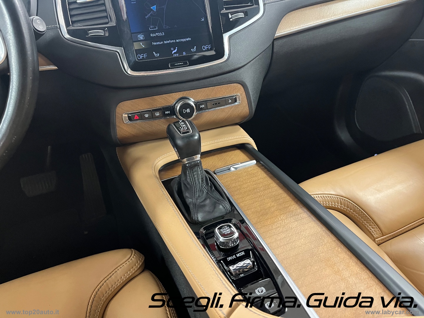 XC90 D5 AWD Geartronic Inscription|TOTAL BLACK|PELLE TOTALE - immagine 10