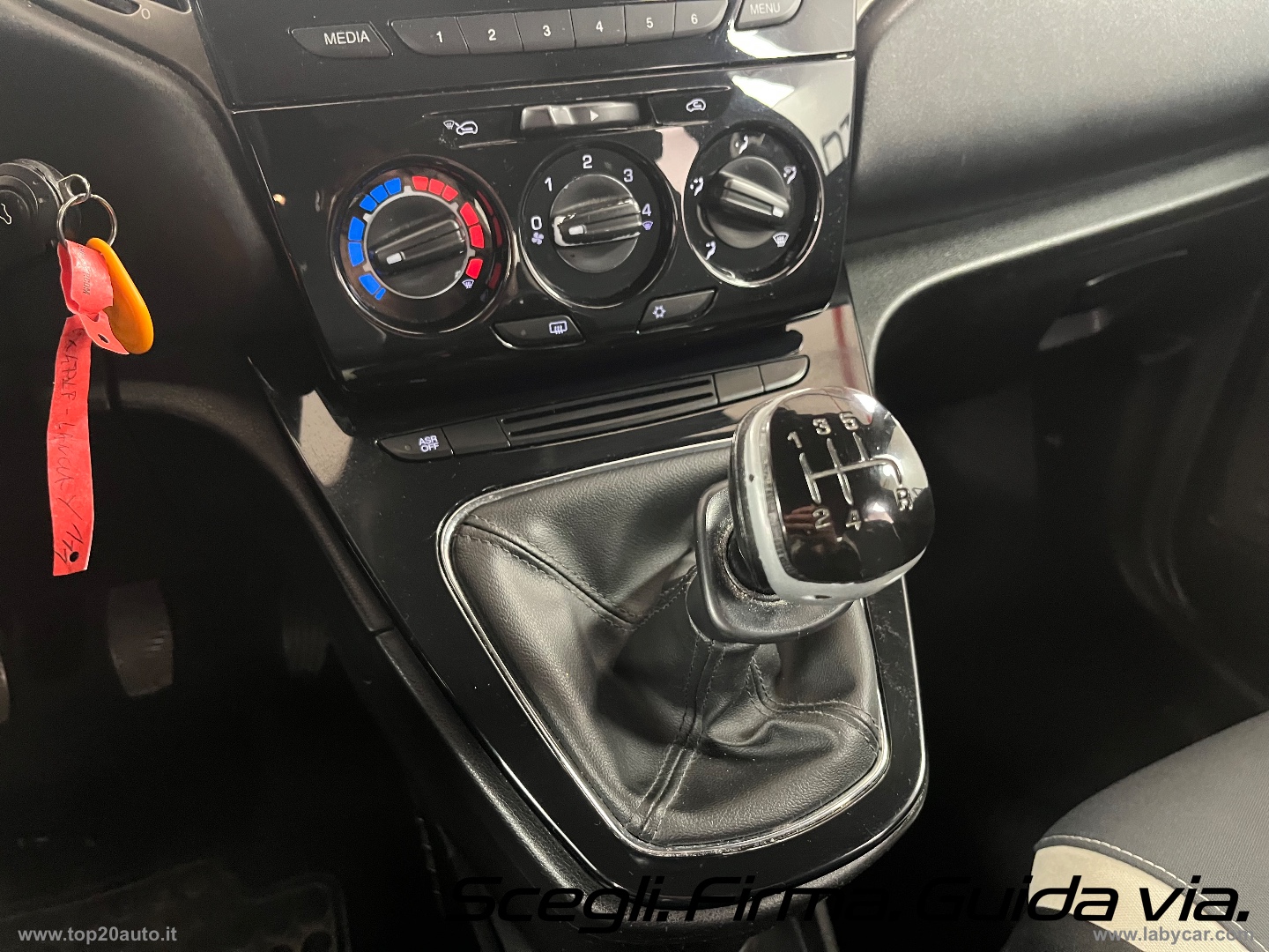 Ypsilon 1.2 69 CV 5p. GPL Ecochic ELEFANTINO - immagine 10