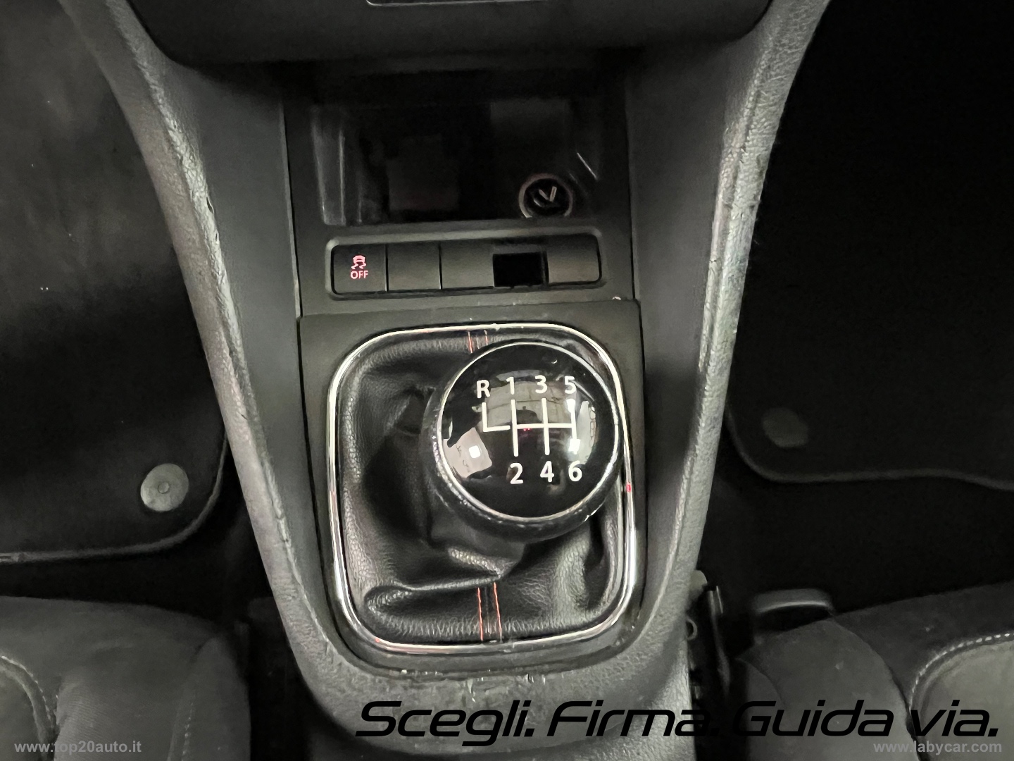 Golf 2.0 TDI 140 CV 5p. Highline - immagine 10
