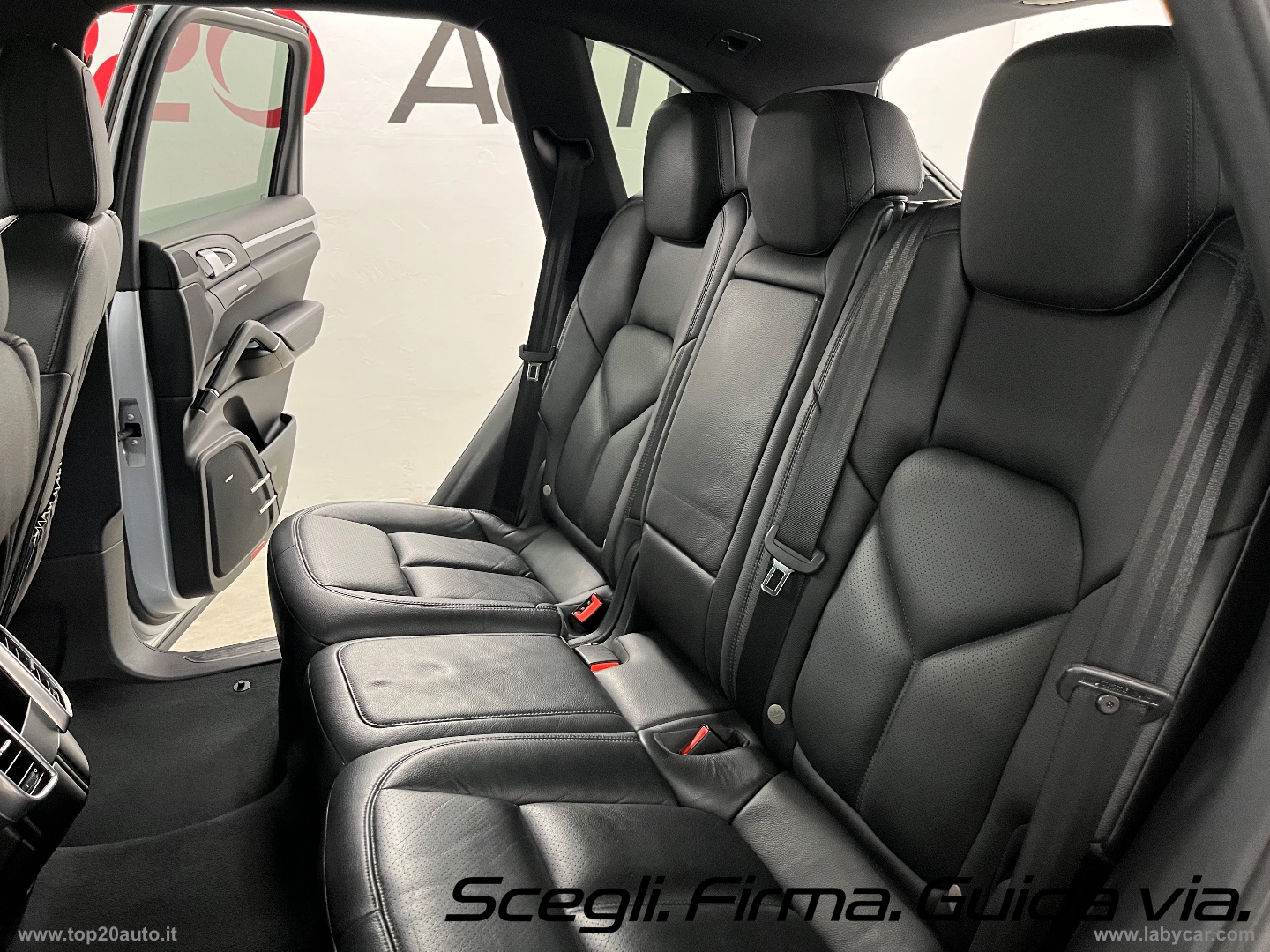 Cayenne 3.0 Diesel TETTO LUNGO PELLE TOTALE CERCHI 21 - immagine 10