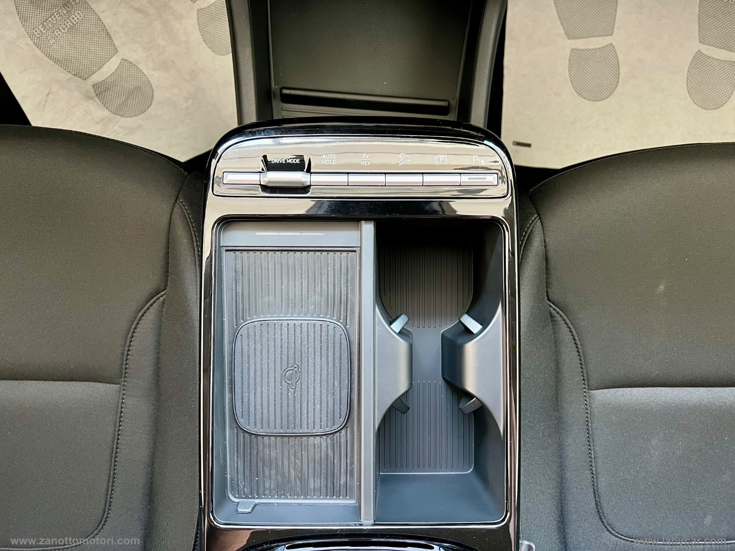 Tucson 1.6 PHEV aut. Business - immagine 10