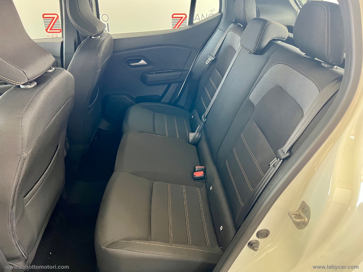 Sandero Stepway Eco-G 120CV Expression PREZZO REALE - immagine 10