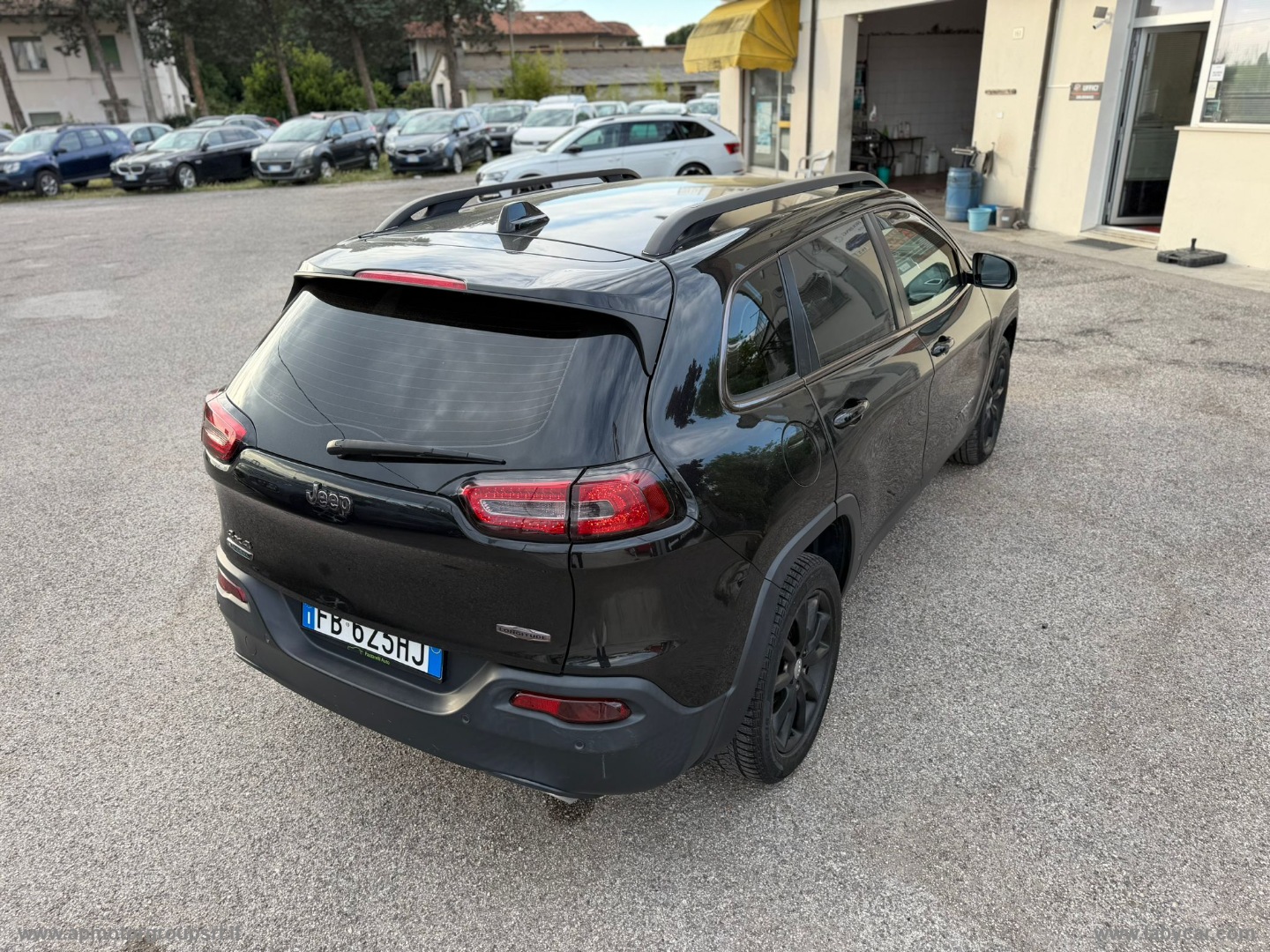 Cherokee 2.2 Mjt II 185CV 4WD AD.I Long. - immagine 10