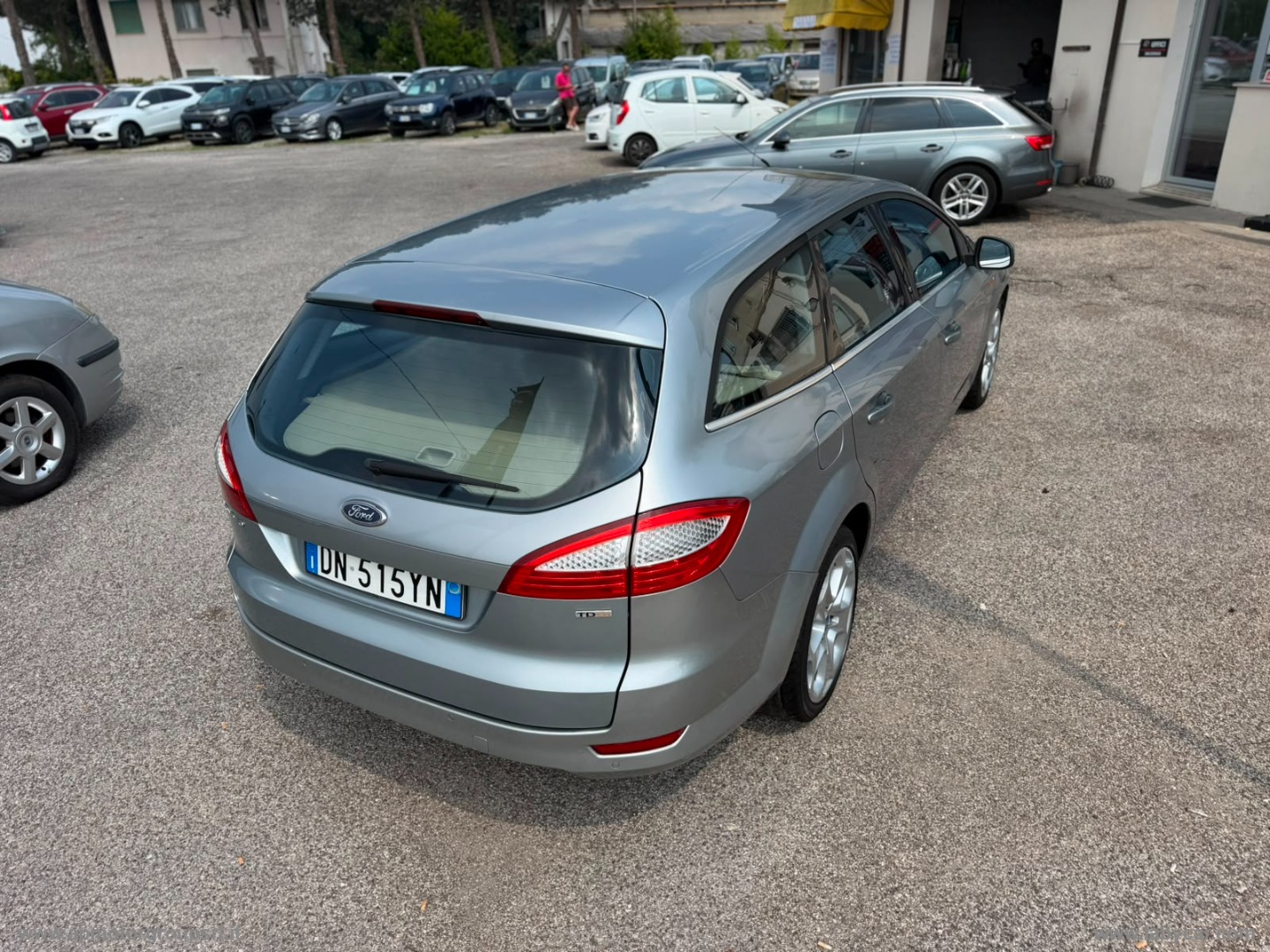 Mondeo 2.0 TDCi 140 CV 6tr. SW Ghia DPF - immagine 10