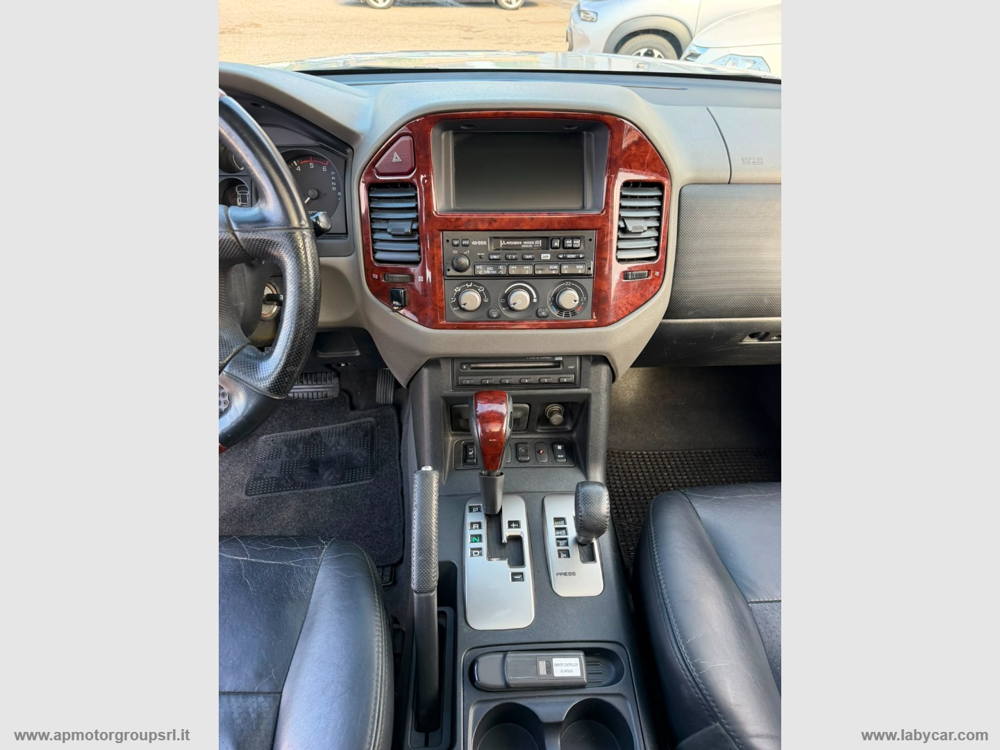 Pajero 3.2 16V DI-D 5p. GLS2 7 POSTI - immagine 10