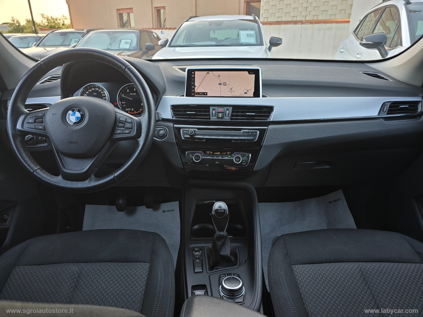 X1 sDrive18d Business Advantage - immagine 10