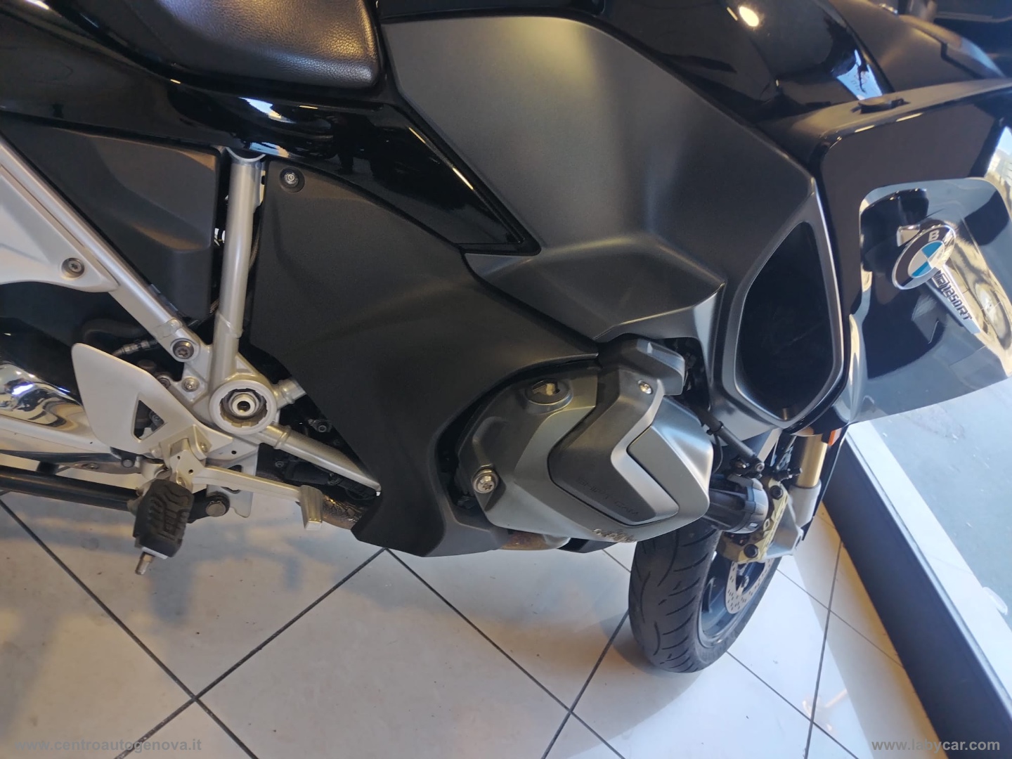 R 1250 RT - immagine 10
