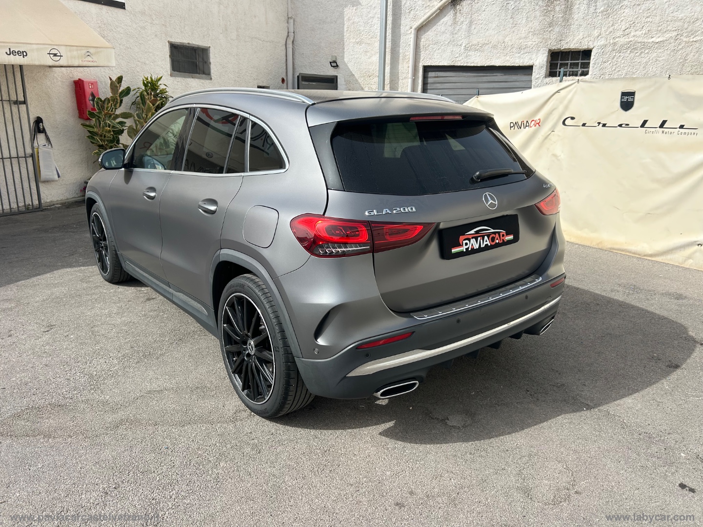 GLA 200 d Automatic 4Matic Premium - immagine 10