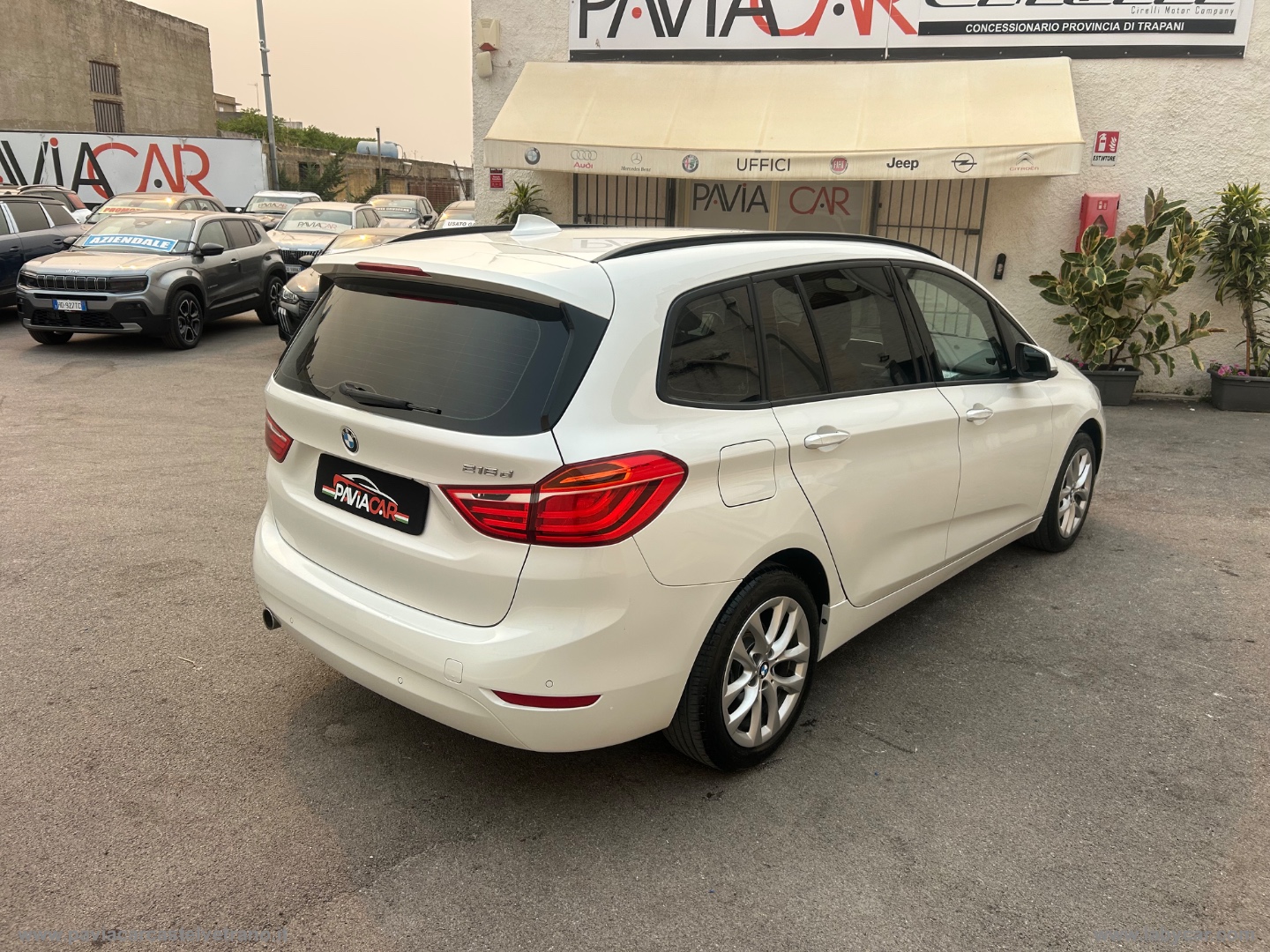 216d Gran Tourer Luxury - immagine 10