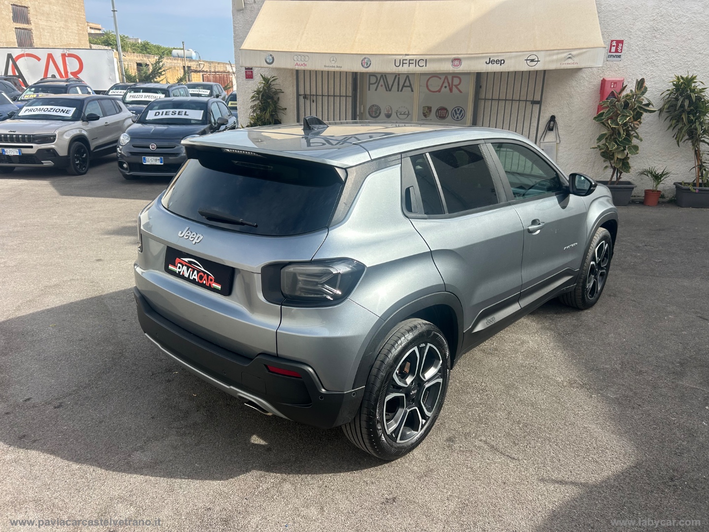 Avenger 1.2 Turbo 100 CV Summit - immagine 10