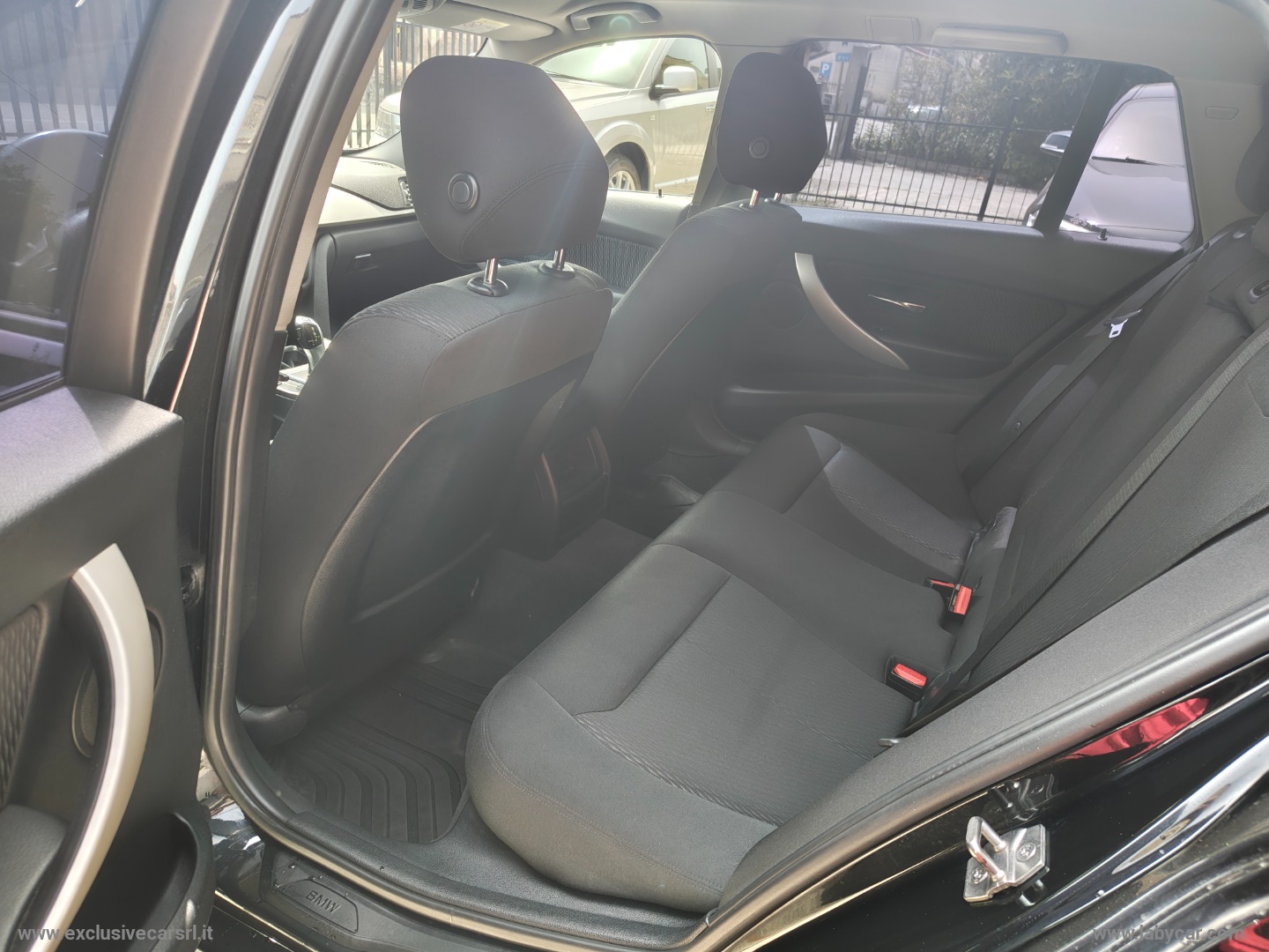 318d Touring Business Advantage aut. - immagine 10