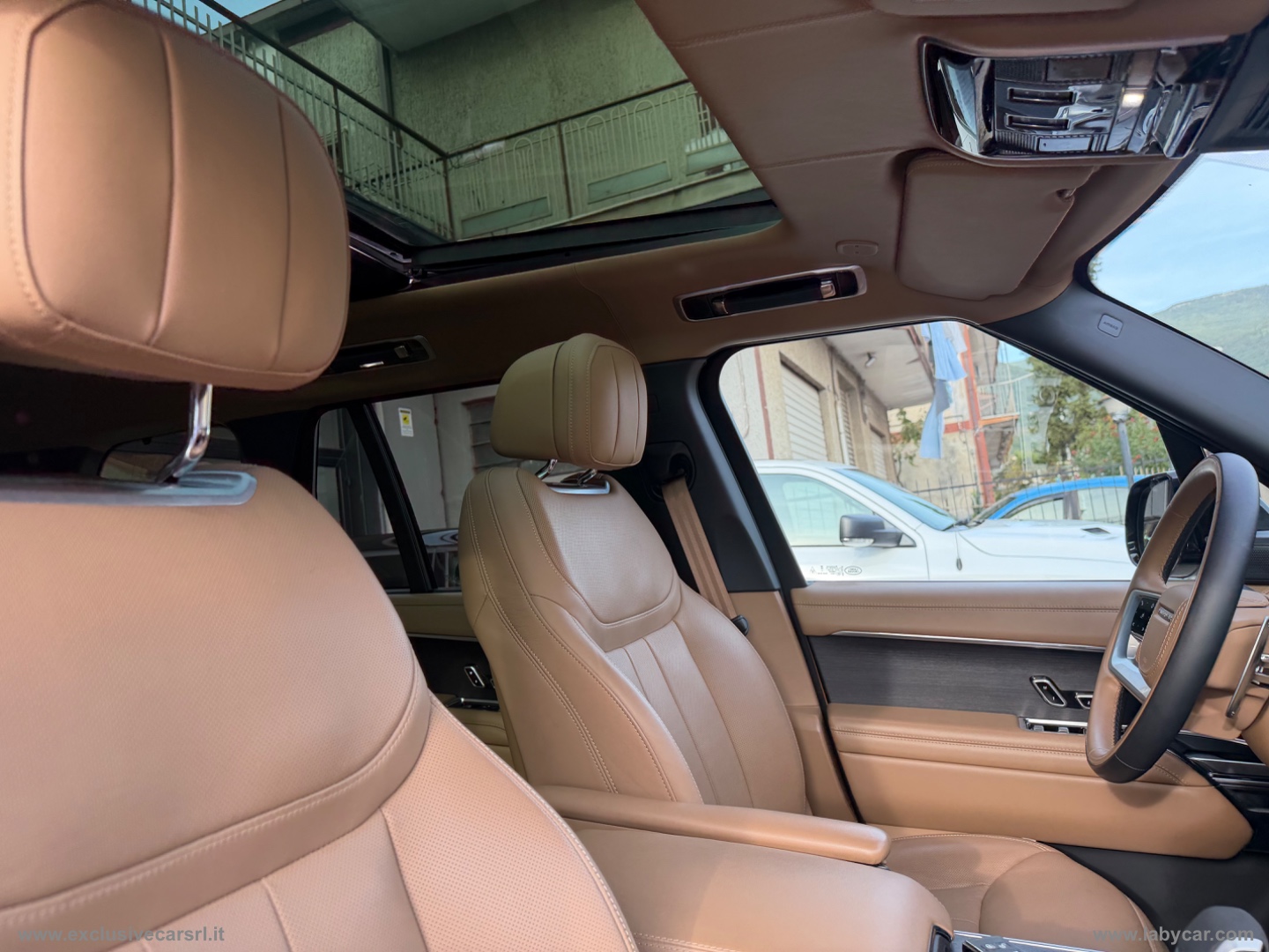 Range Rover 3.0D l6 350CV Autobiog. LWB POSS. SUB LEASING - immagine 10