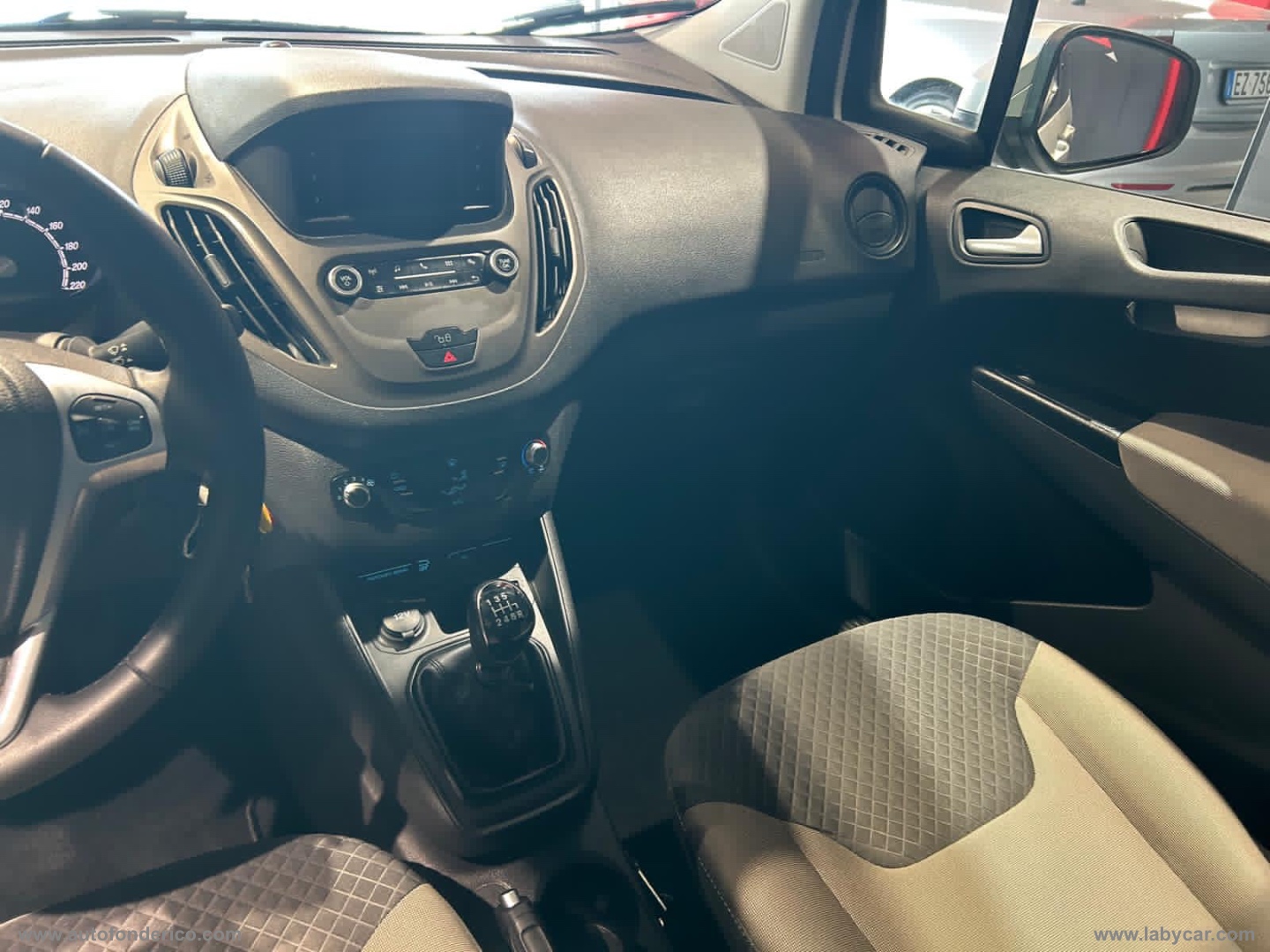 Tourneo Courier 1.5 TDCI 75 CV S&S Plus - immagine 10
