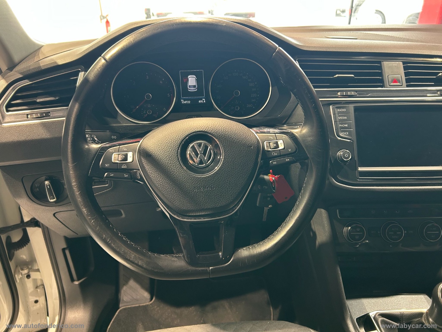 Tiguan 1.6 TDI Style BMT - immagine 10
