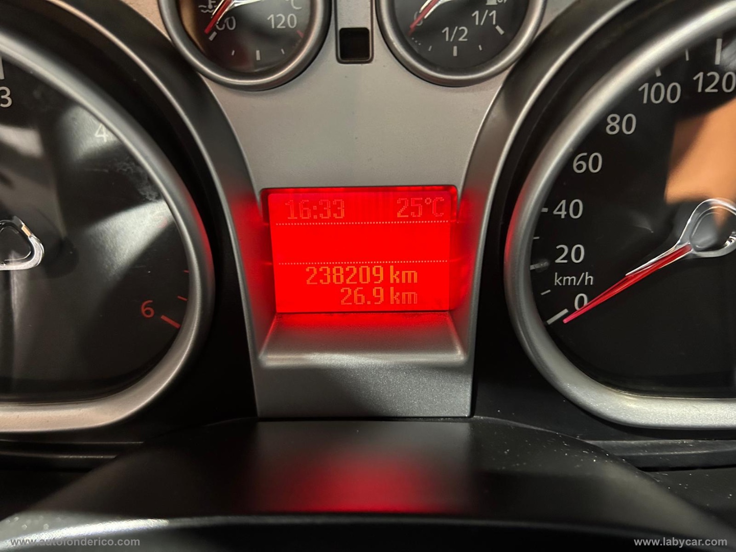Focus+ 1.6 TDCi 90CV SW - immagine 10