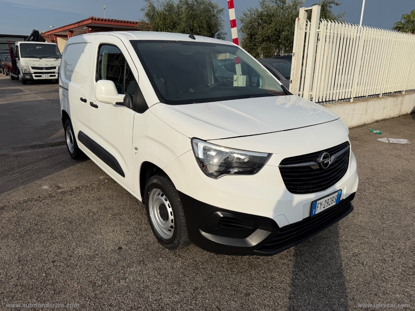 Combo Cargo 1.6 D 100 S&S PC 650kg Ed. - immagine 10