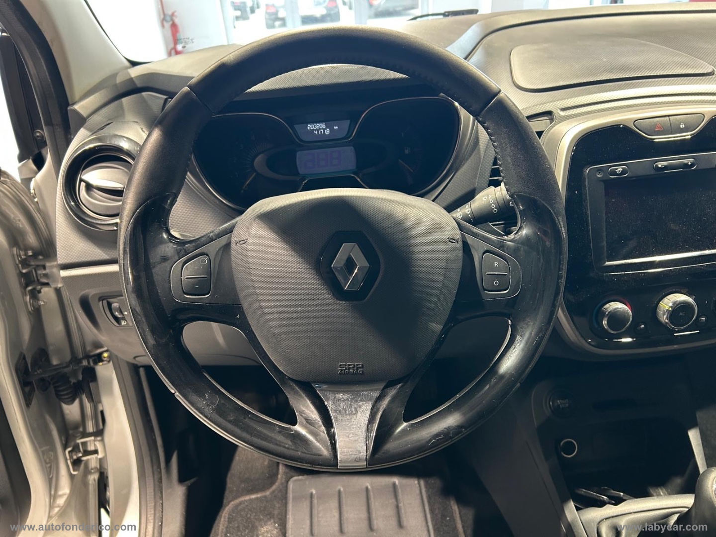 Captur 1.5 dCi 8V 90 CV S&S Ener. R-Link - immagine 10