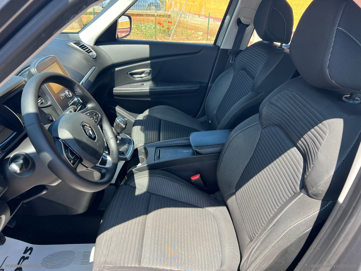 GRAND SCENIC 7 POSTI BUSINESS 1.6 DCI 130CV - immagine 10